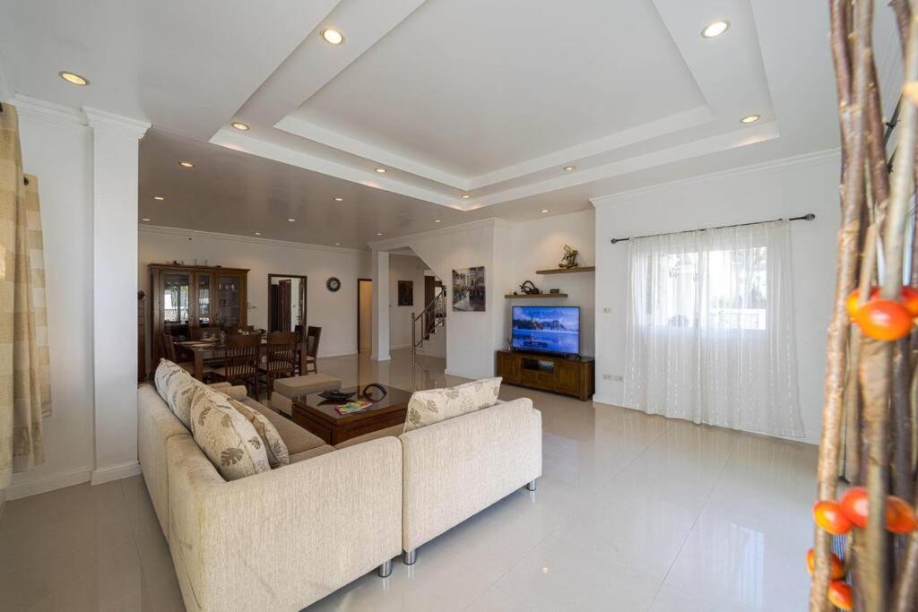Luxurious 5-bedroom Private Pool Villa! Pv5 Villa Hua Hin