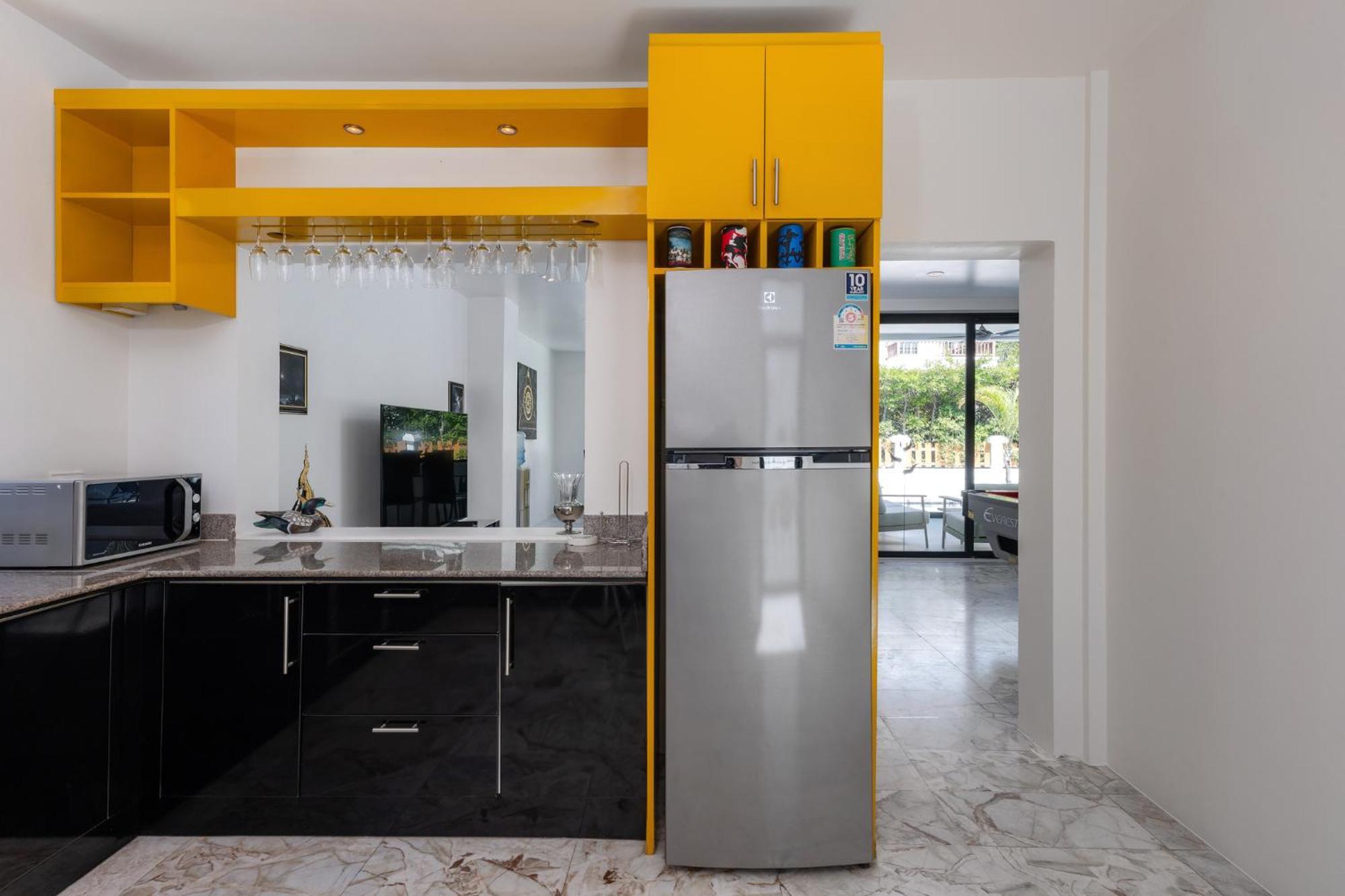 Stunning With Pool And Tropical Garden HHQ