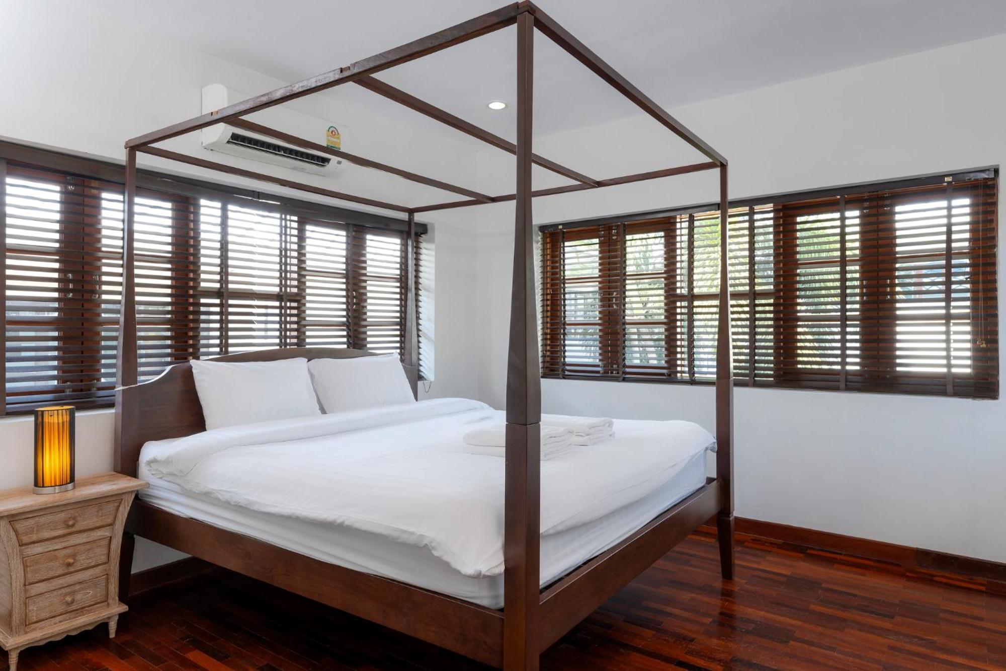 Stunning With Pool And Tropical Garden Villa