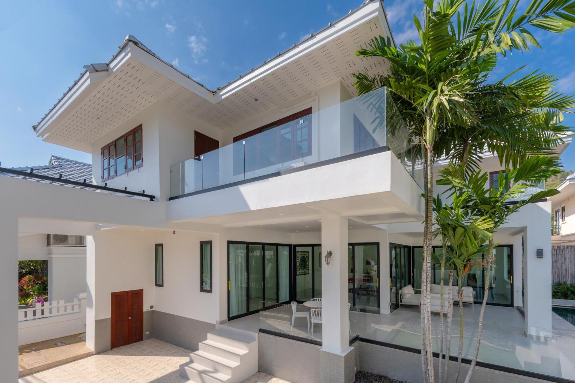Stunning With Pool And Tropical Garden * HHQ