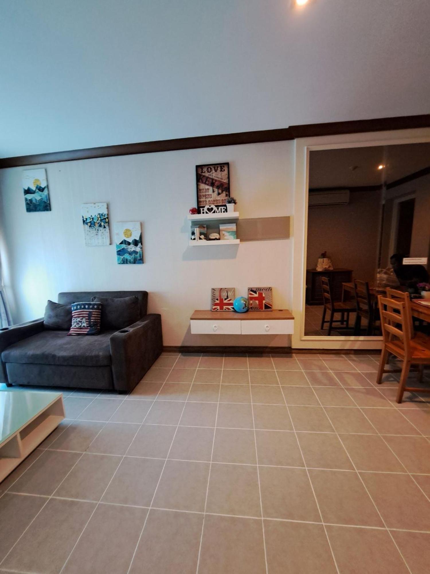 My By Hip Apartment