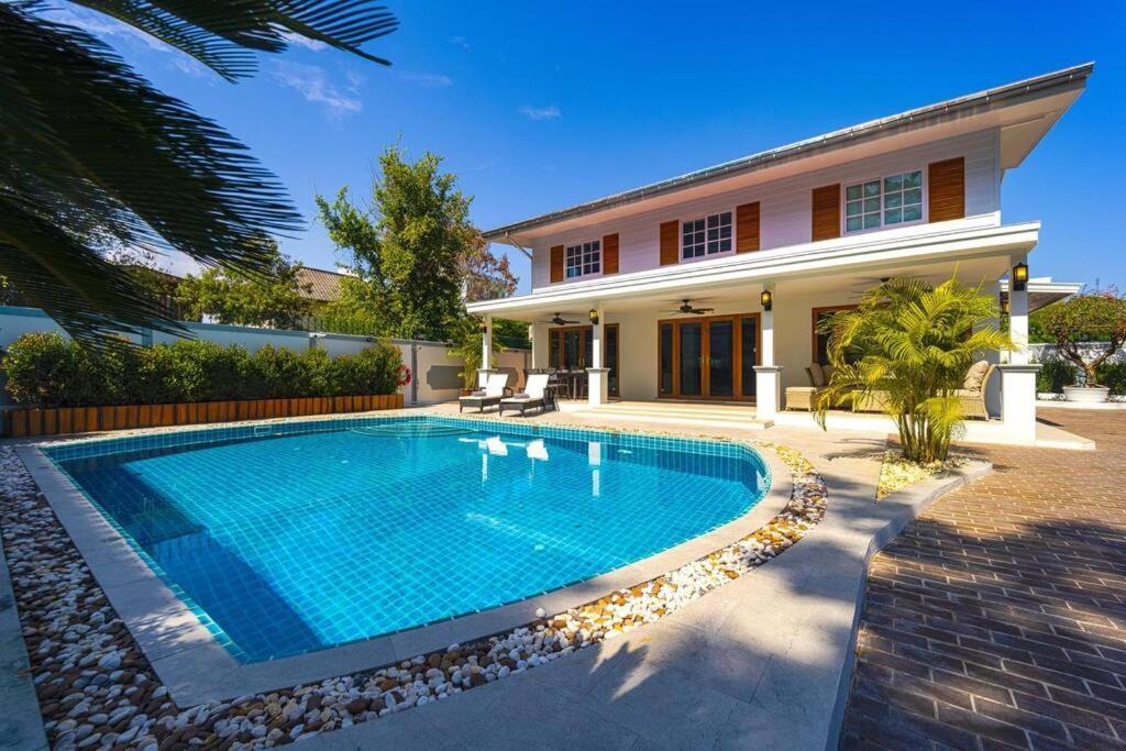 Biệt thự 5 Bedroom Pool In Center! Bv1 Hua Hin