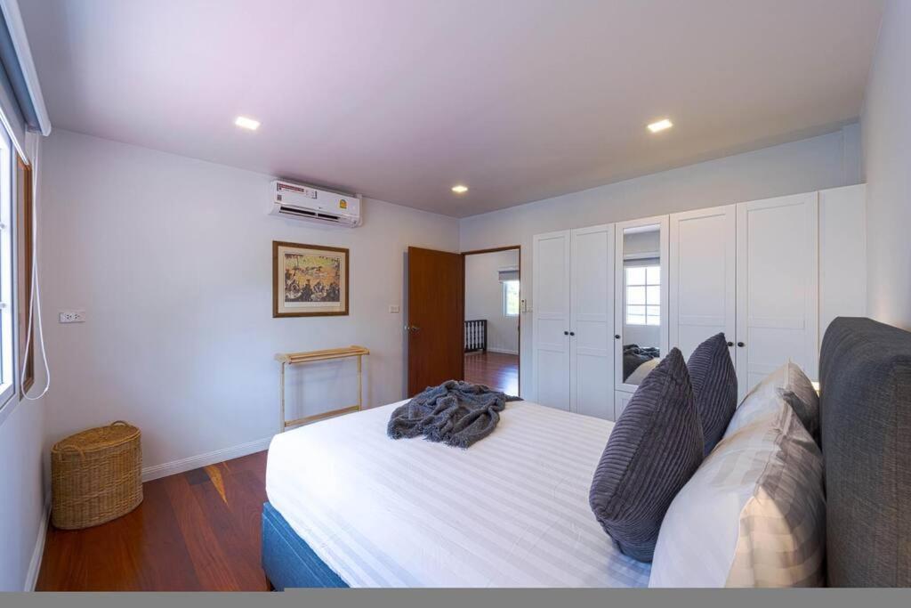Biệt thự 5 Bedroom Pool In Center! Bv1 Hua Hin