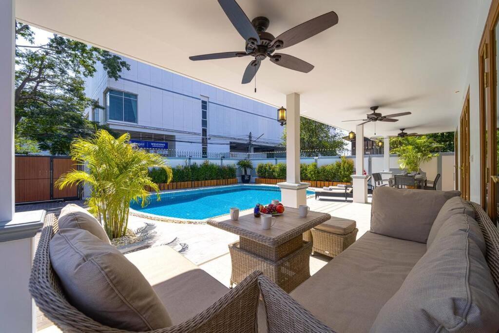 5 Bedroom Pool In Center! Bv1 Hua Hin