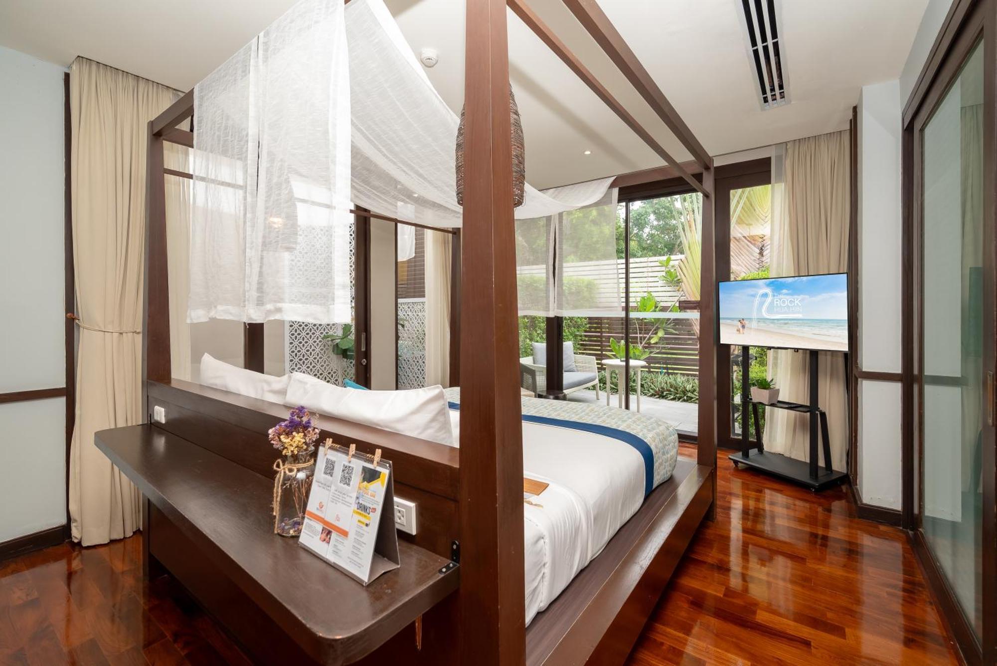 The Rock Beachfront Resort 4*