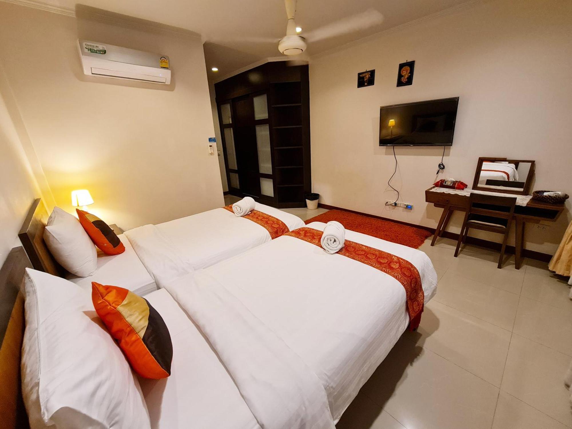 ทิวาพูลวิลล่า Thiva Pool Holiday home Hua Hin
