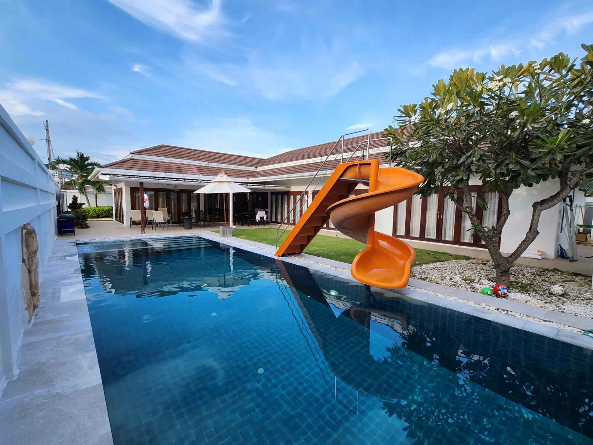 ทิวาพูลวิลล่า Thiva Pool Holiday home *
