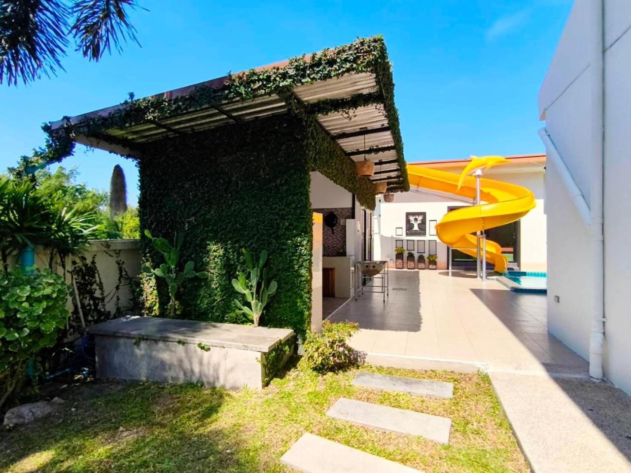 Baan Big Family Pool Ferienhaus HHQ