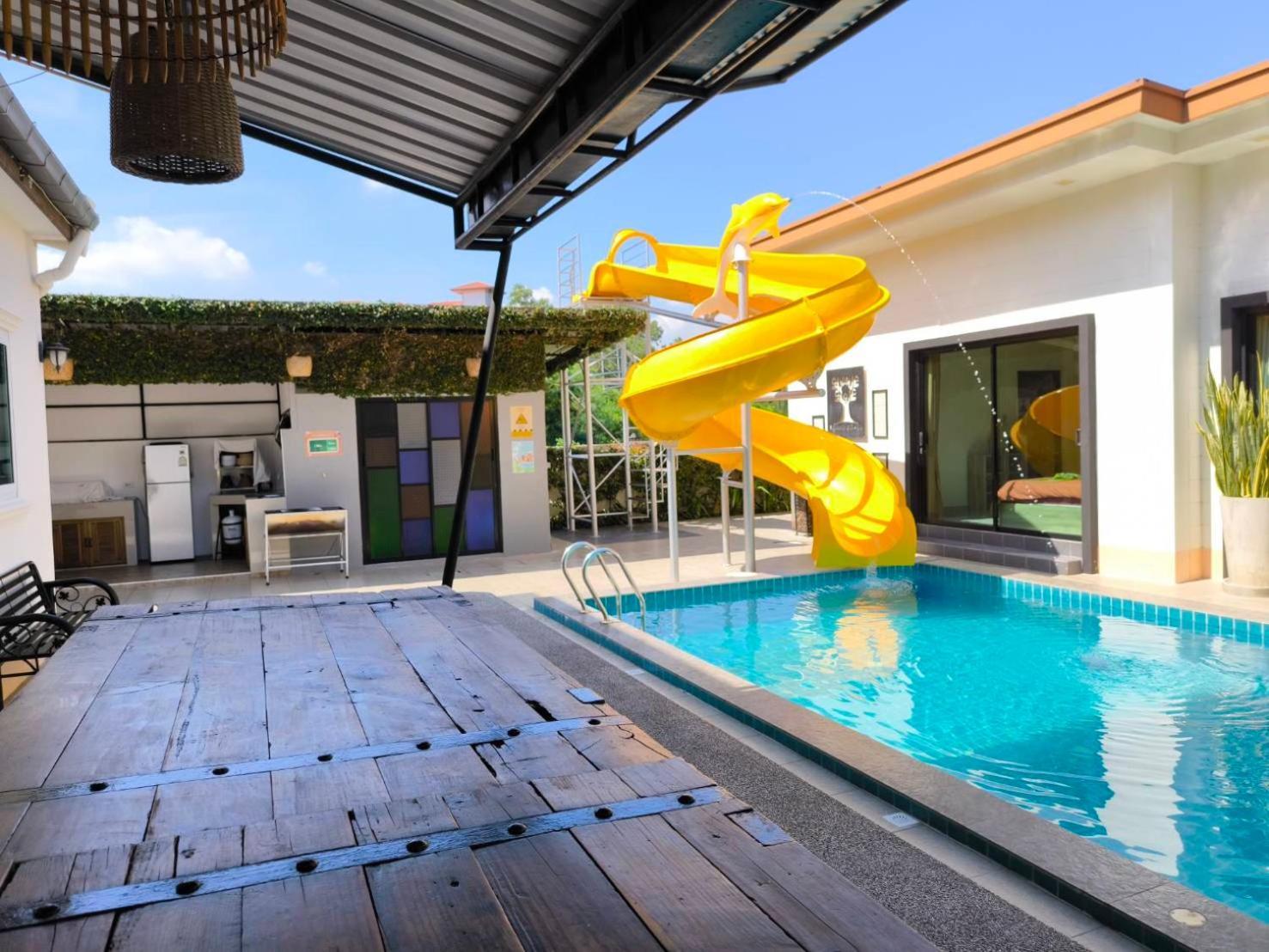 Baan Big Family Pool Ferienhaus *