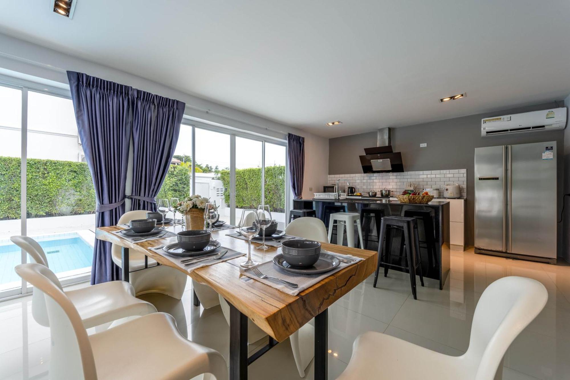 Modern 4 Bedroom Pool In Good Location Vy Vila Hua Hin