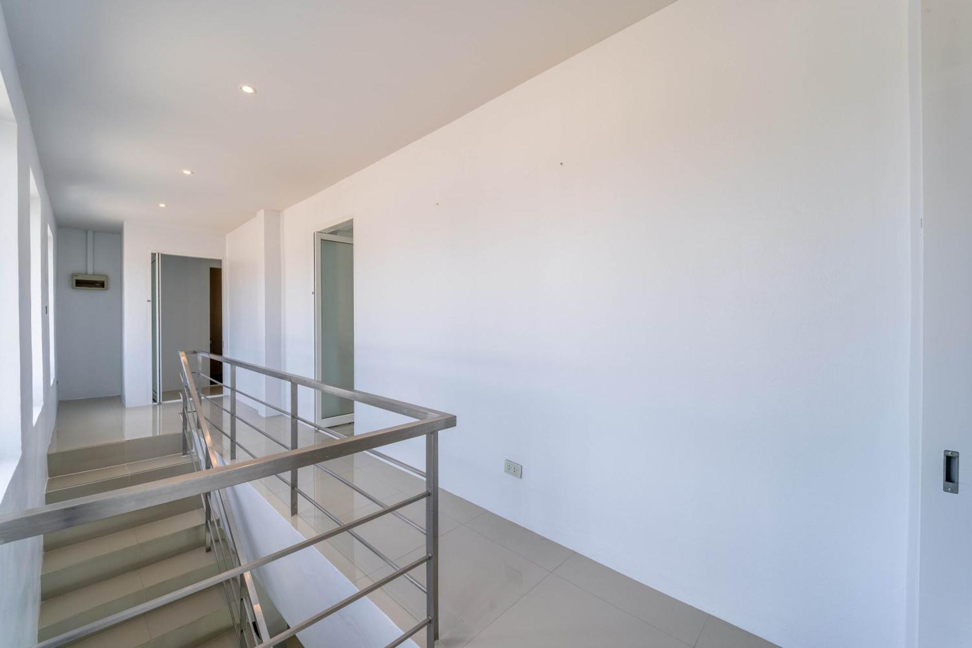 Modern 4 Bedroom Pool In Good Location Vy Vila *