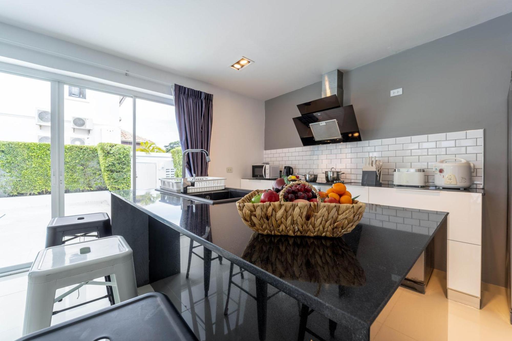 Vila Modern 4 Bedroom Pool In Good Location Vy *