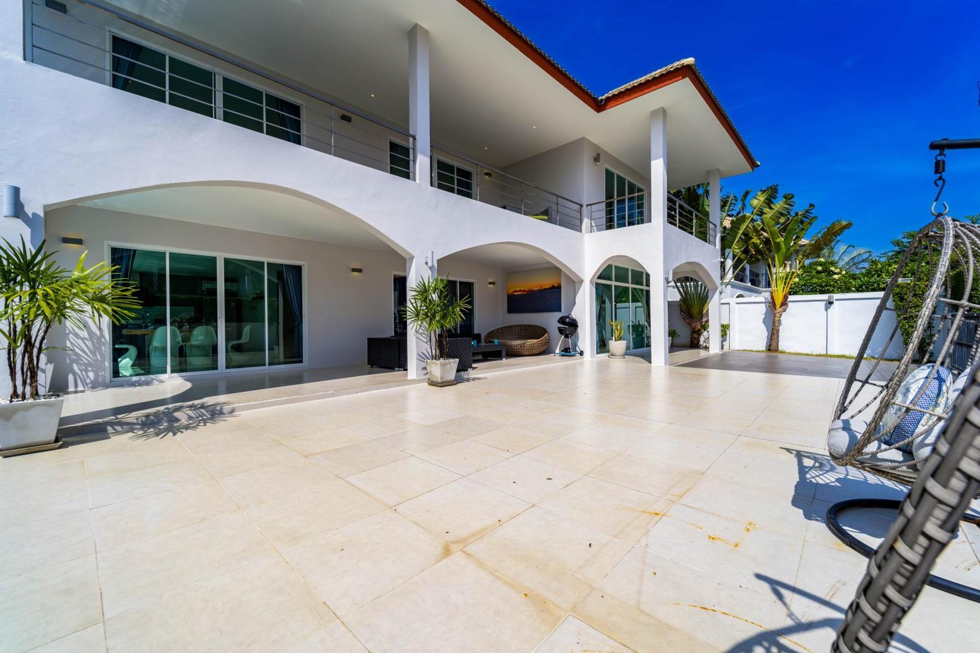 Modern 4 Bedroom Pool In Good Location Vy Vila *