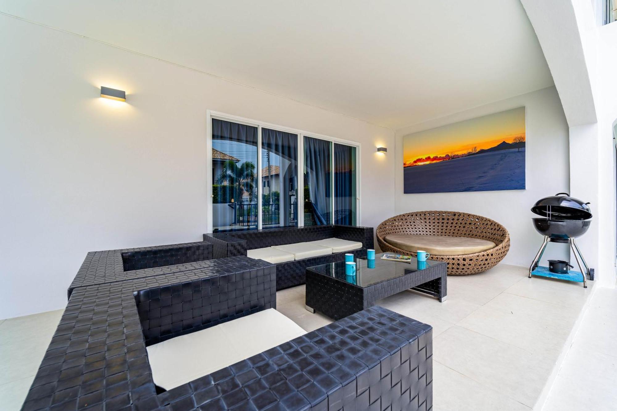 Vila Modern 4 Bedroom Pool In Good Location Vy *