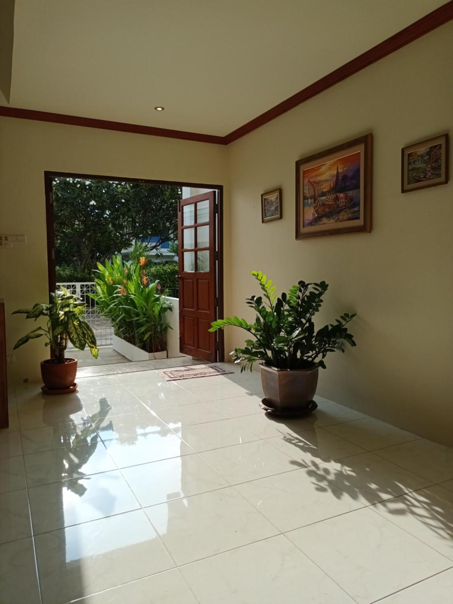 Ploy Homestay *