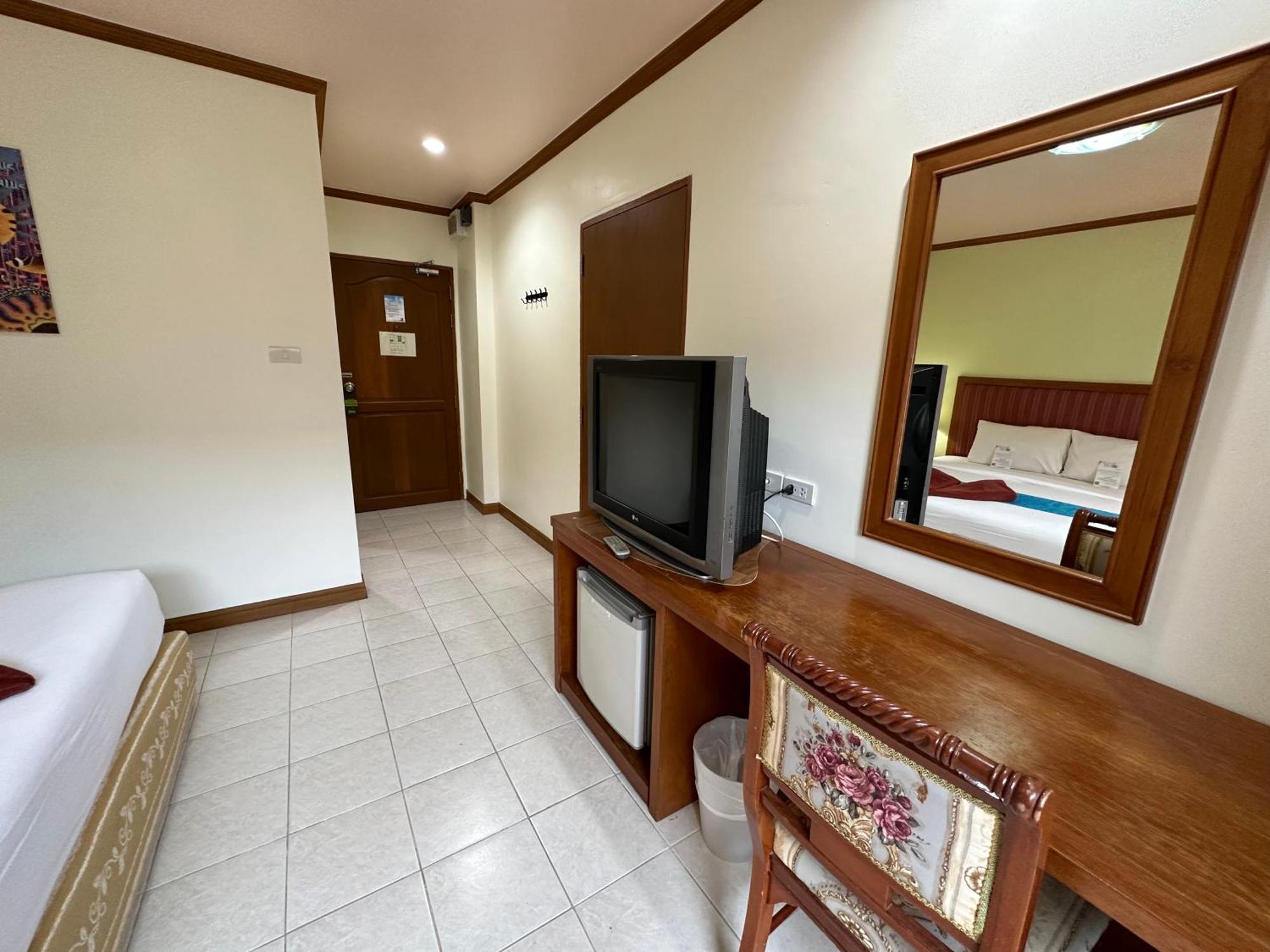 Thipurai Hotel 2*