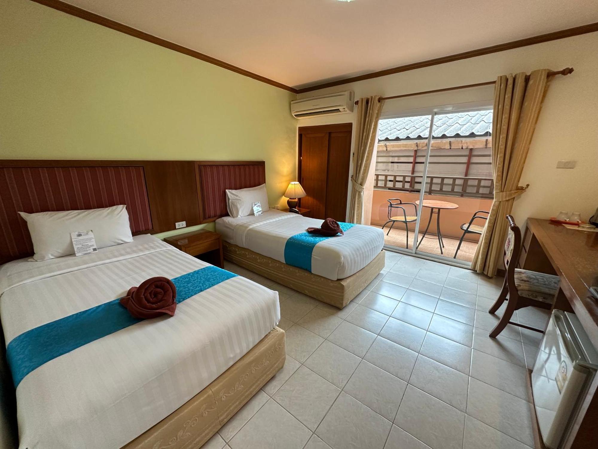 Thipurai Hotel