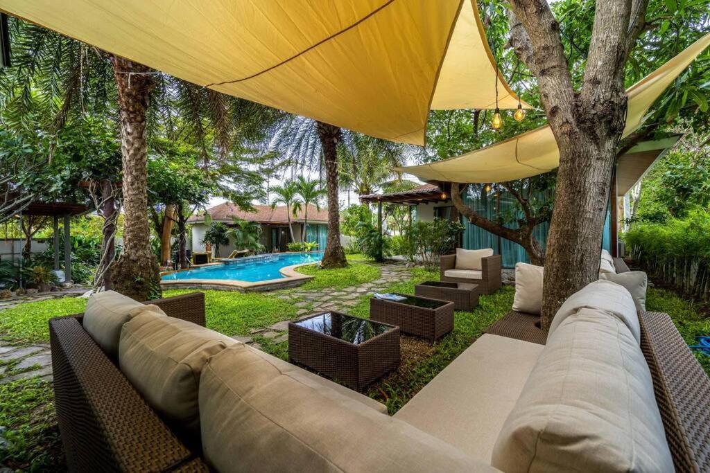 Secluded Oasis For Family And Friends Bm5 Villa Hua Hin