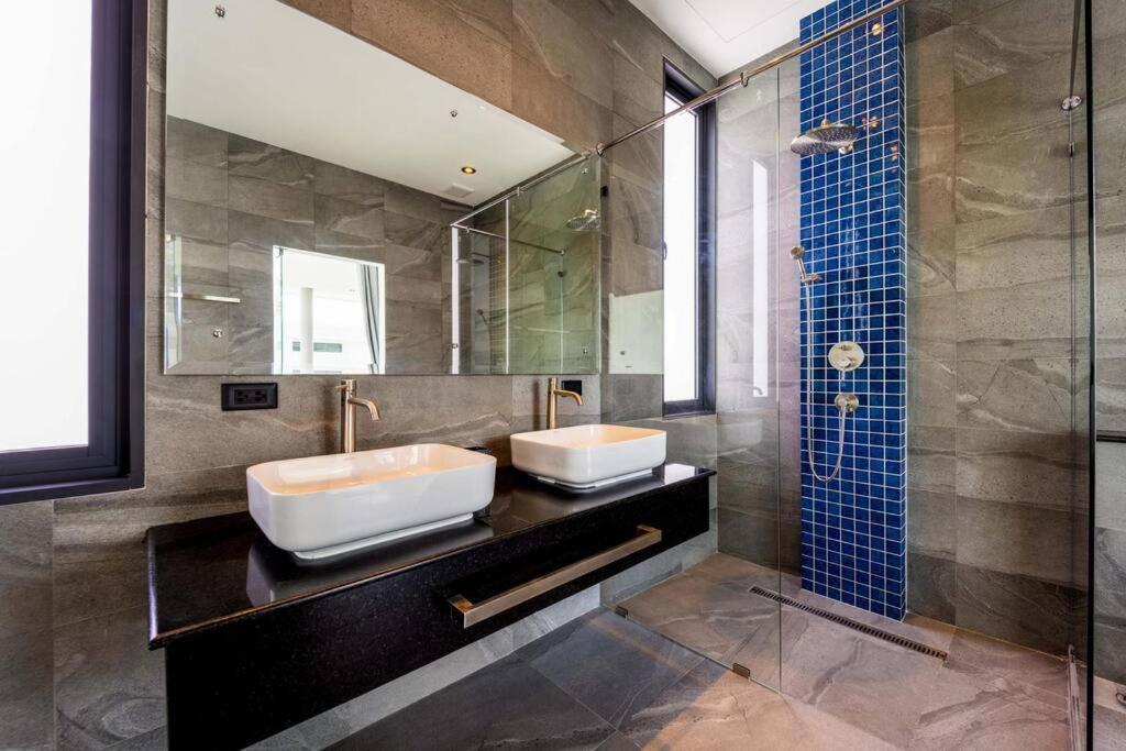 Luxury Modern 6 Bed Private Pool Llw Villa *