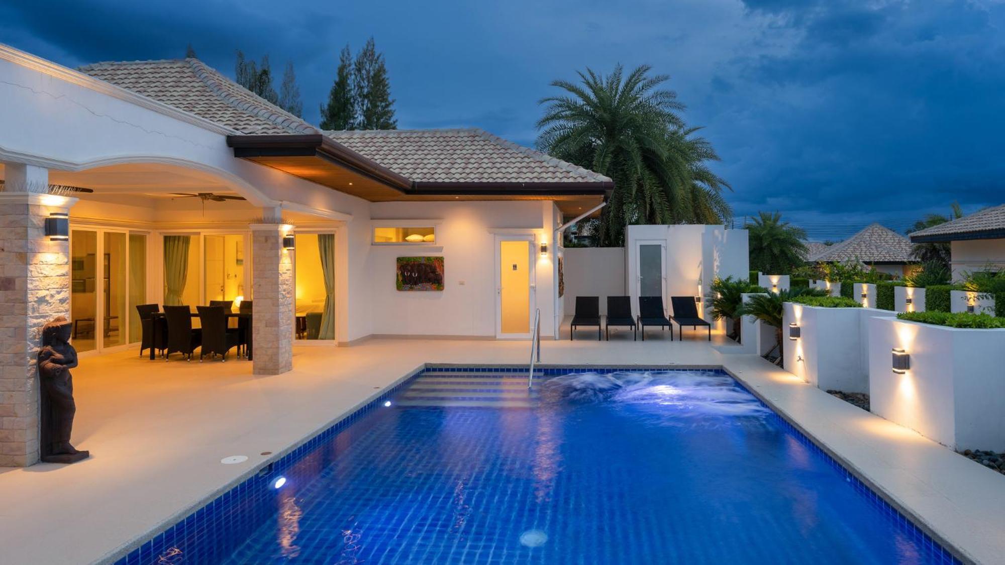 Biệt thự Orchid Paradise Homes 313 *