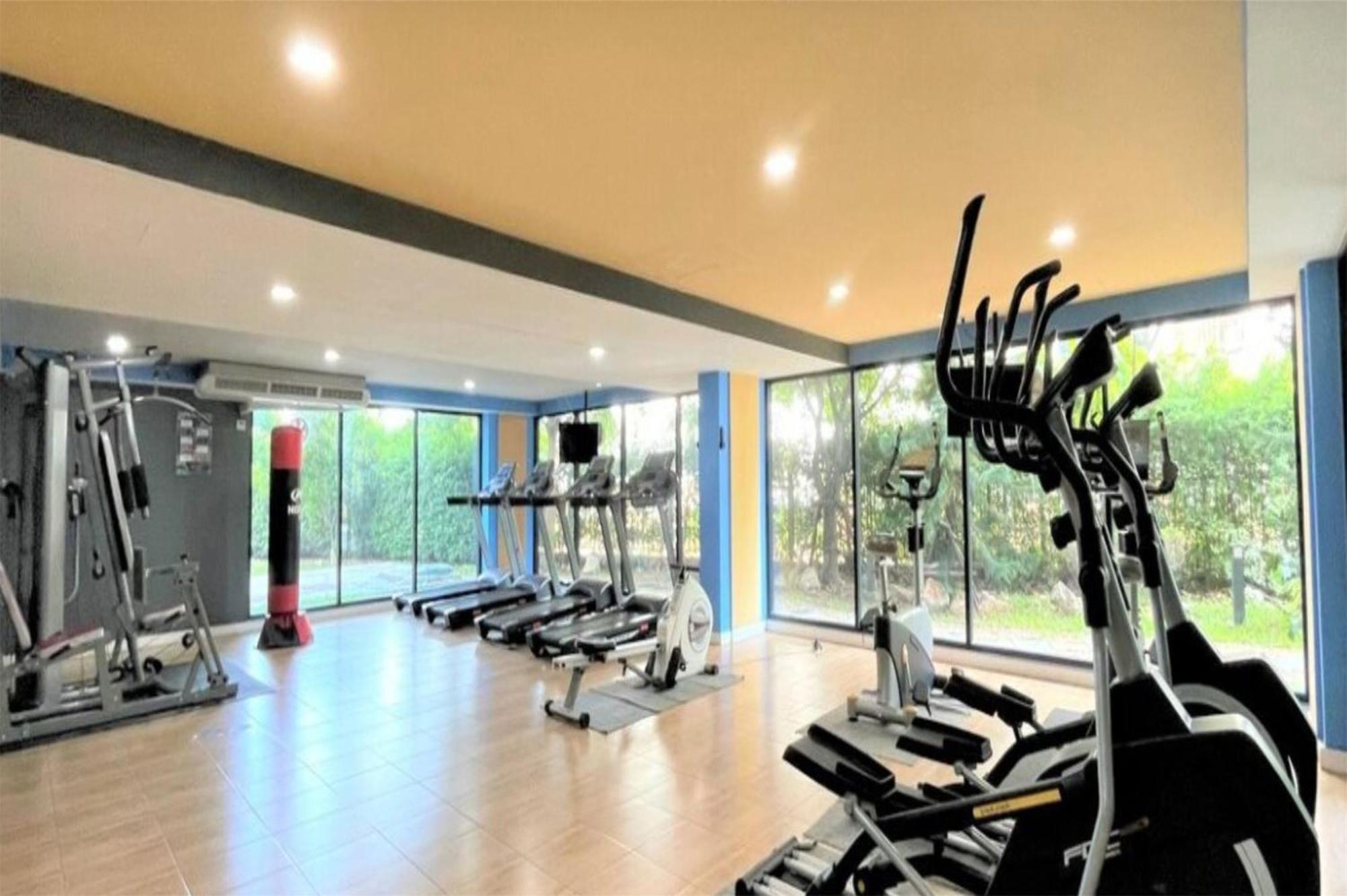 Hin Nam & Maysa - Happy Rent Apartment HHQ