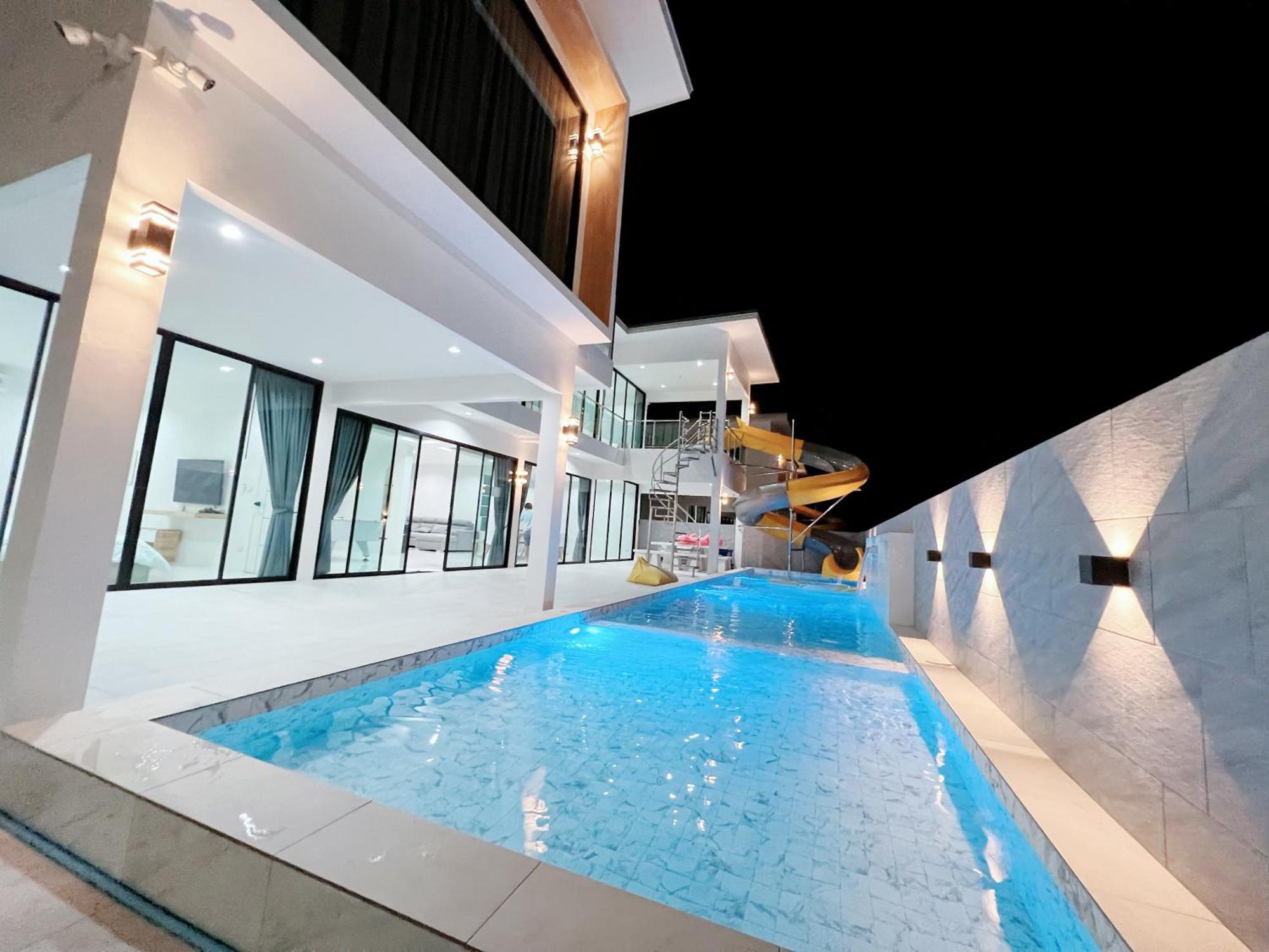Villa Double P Pool