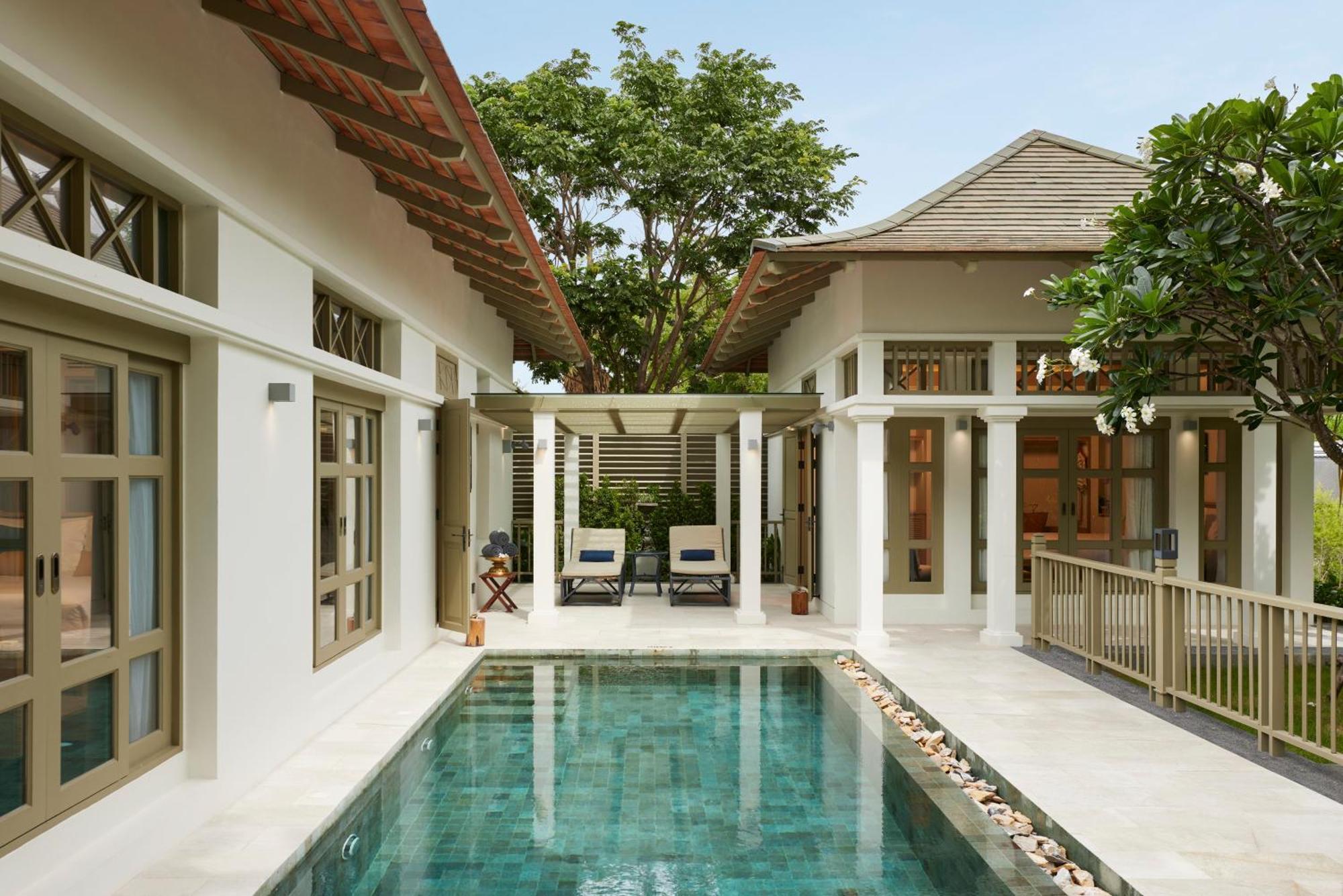 Hotel Charras Bhawan And Residences 5*