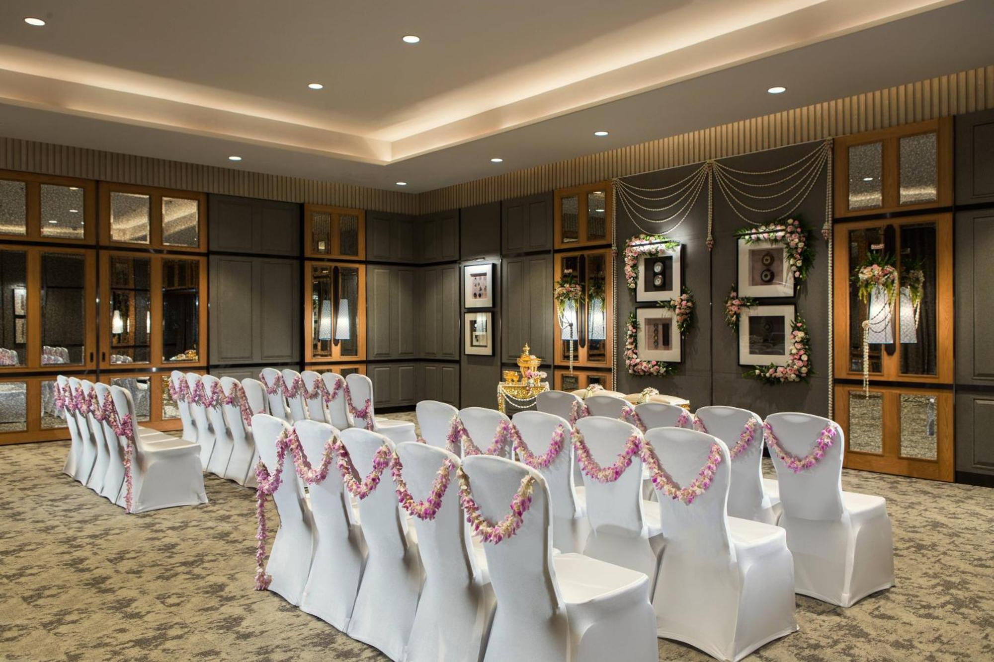 Resort Marriott And 5*