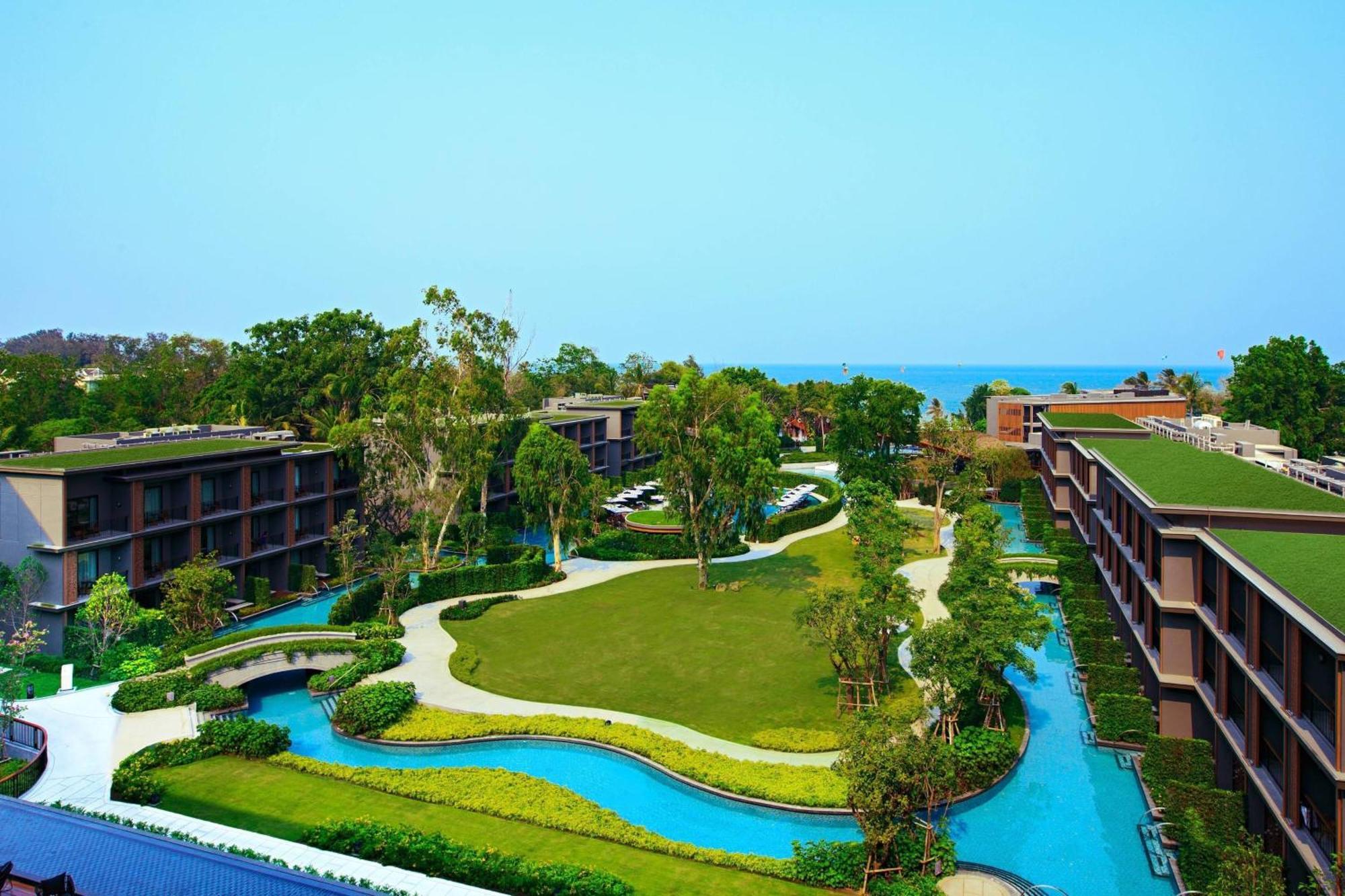 Resort Marriott And 5*