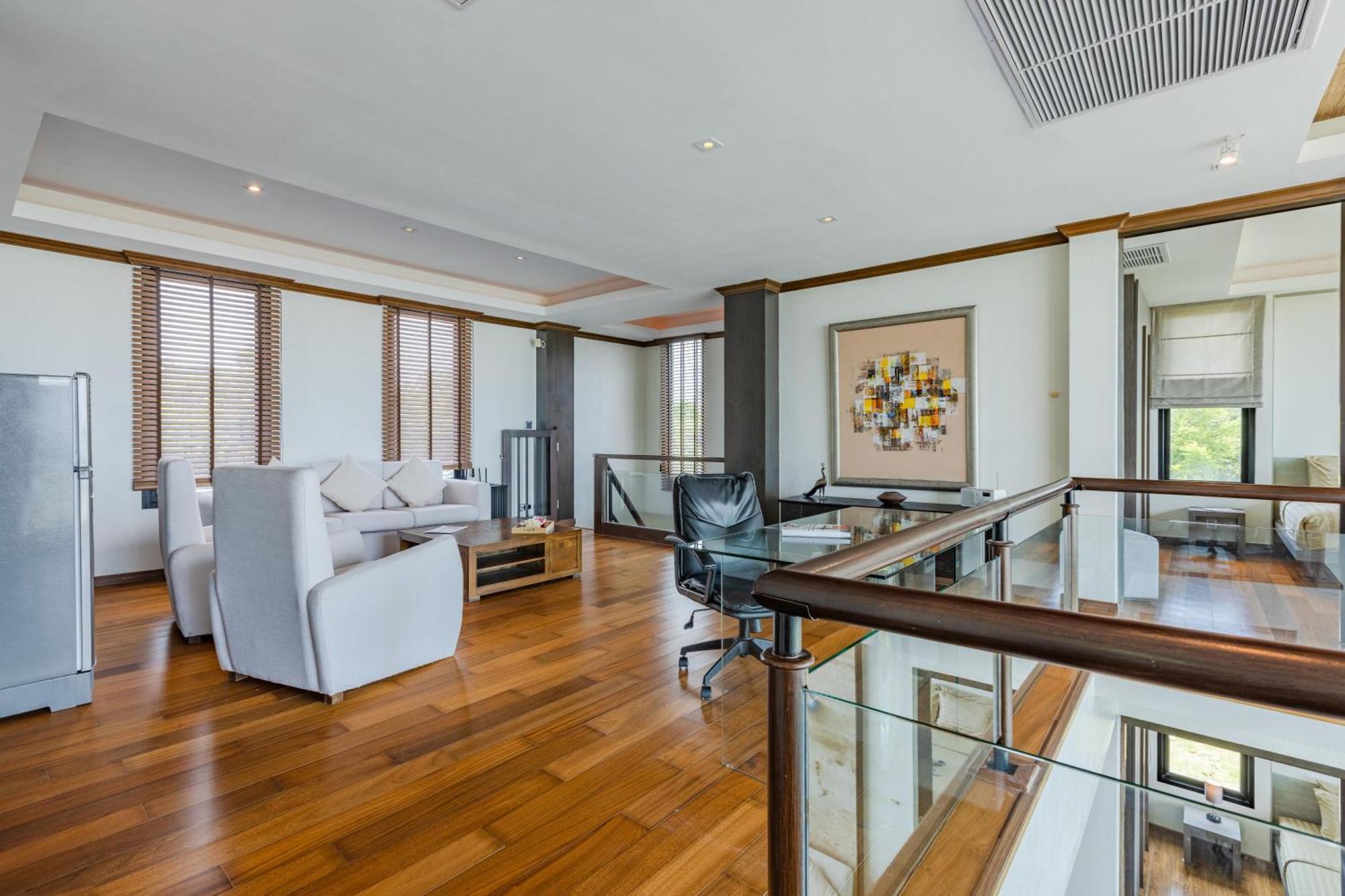 Beachfront Modern 4 Bedroom Pool - Rv Hua Hin