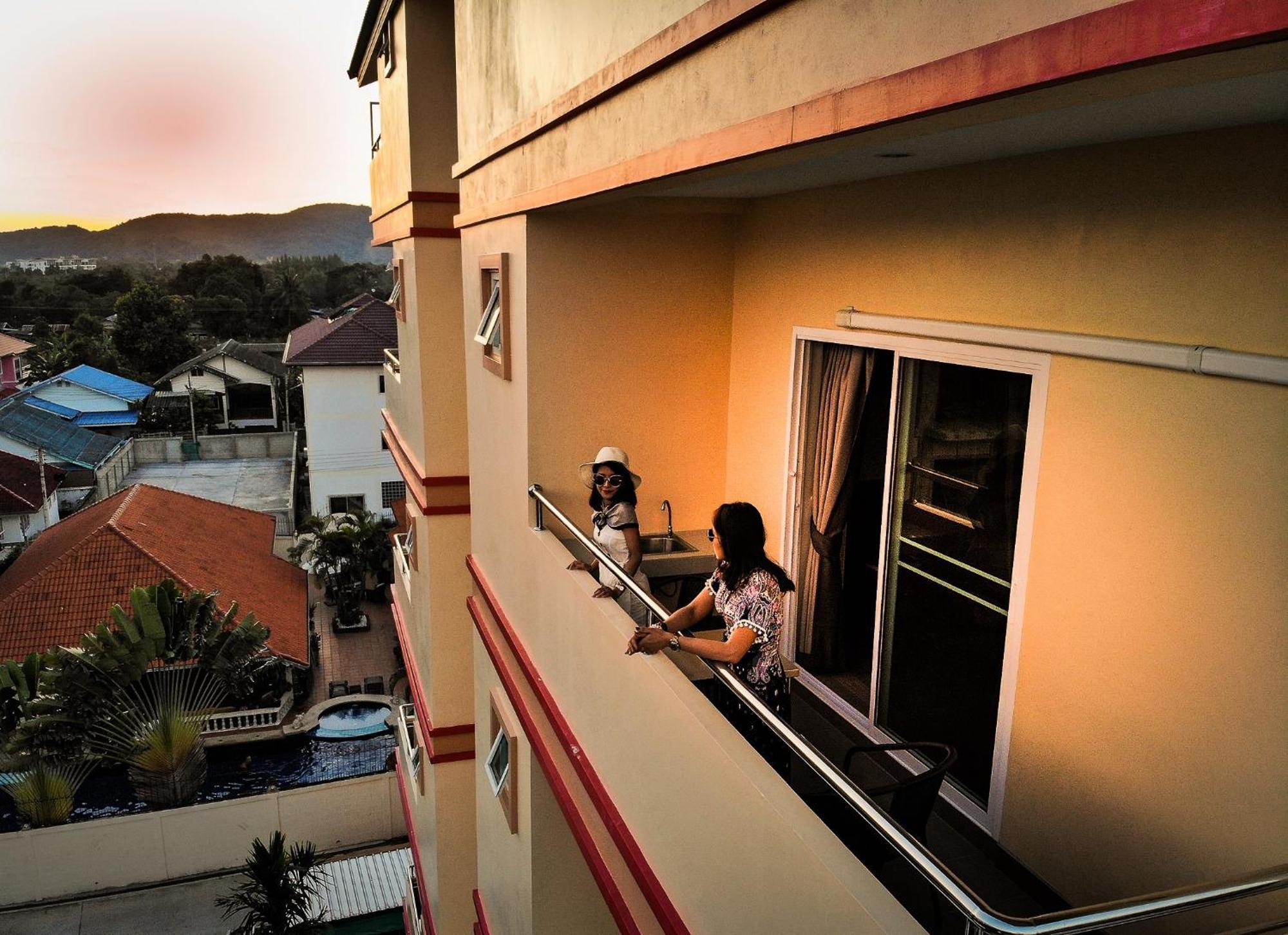 Sky - Adults-only * Hua Hin