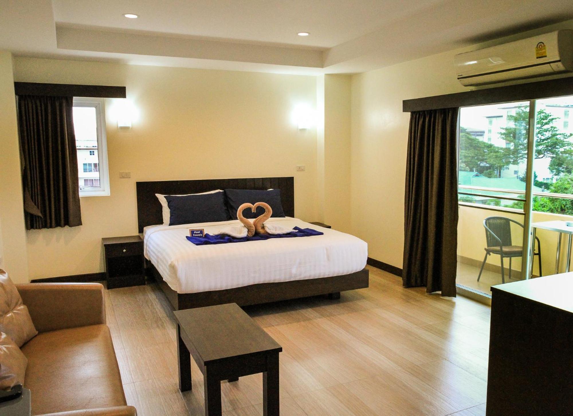 Hotel Sky - Adults-only HHQ
