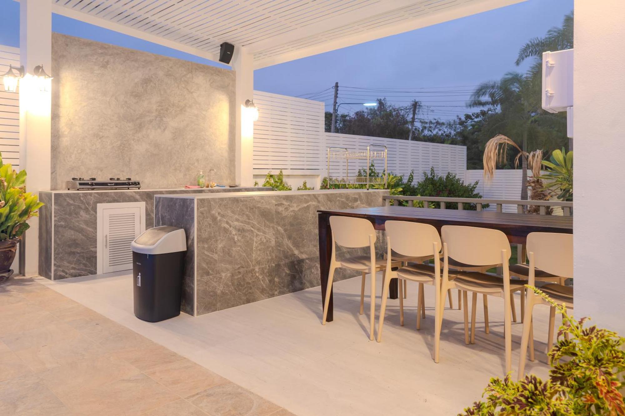 Baan Kiang Lay Phu View: Private Pool In Villa