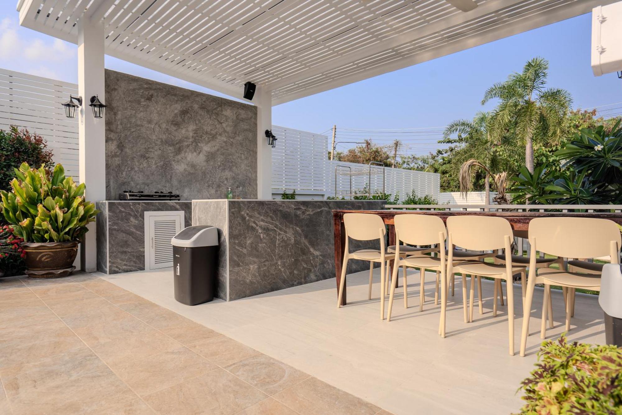 Baan Kiang Lay Phu View: Private Pool In