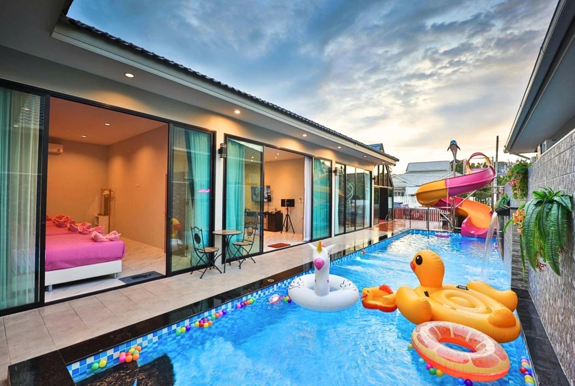 Np Pool * Hua Hin