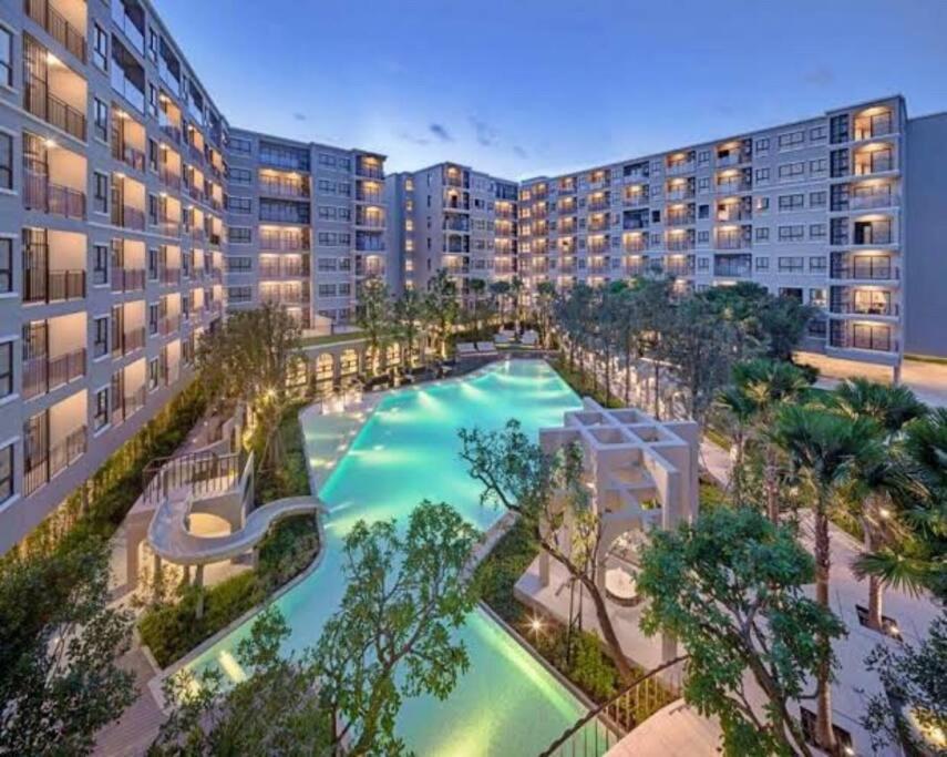 Apartment ชีวิตมีความสุข สะดวกสบาย ที่ลากาสิต้าc368 *