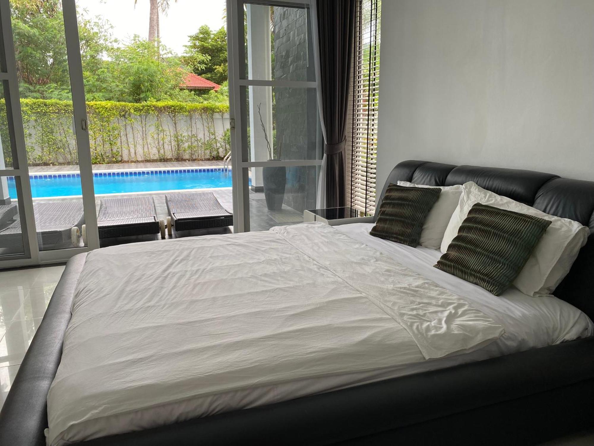 Pool Nong Kae Near Bluport Just 4 Mins Drive 3 Bed And Ensuite Bathroom Less Than 10 Mins Drive To The And Takiab Pousada *