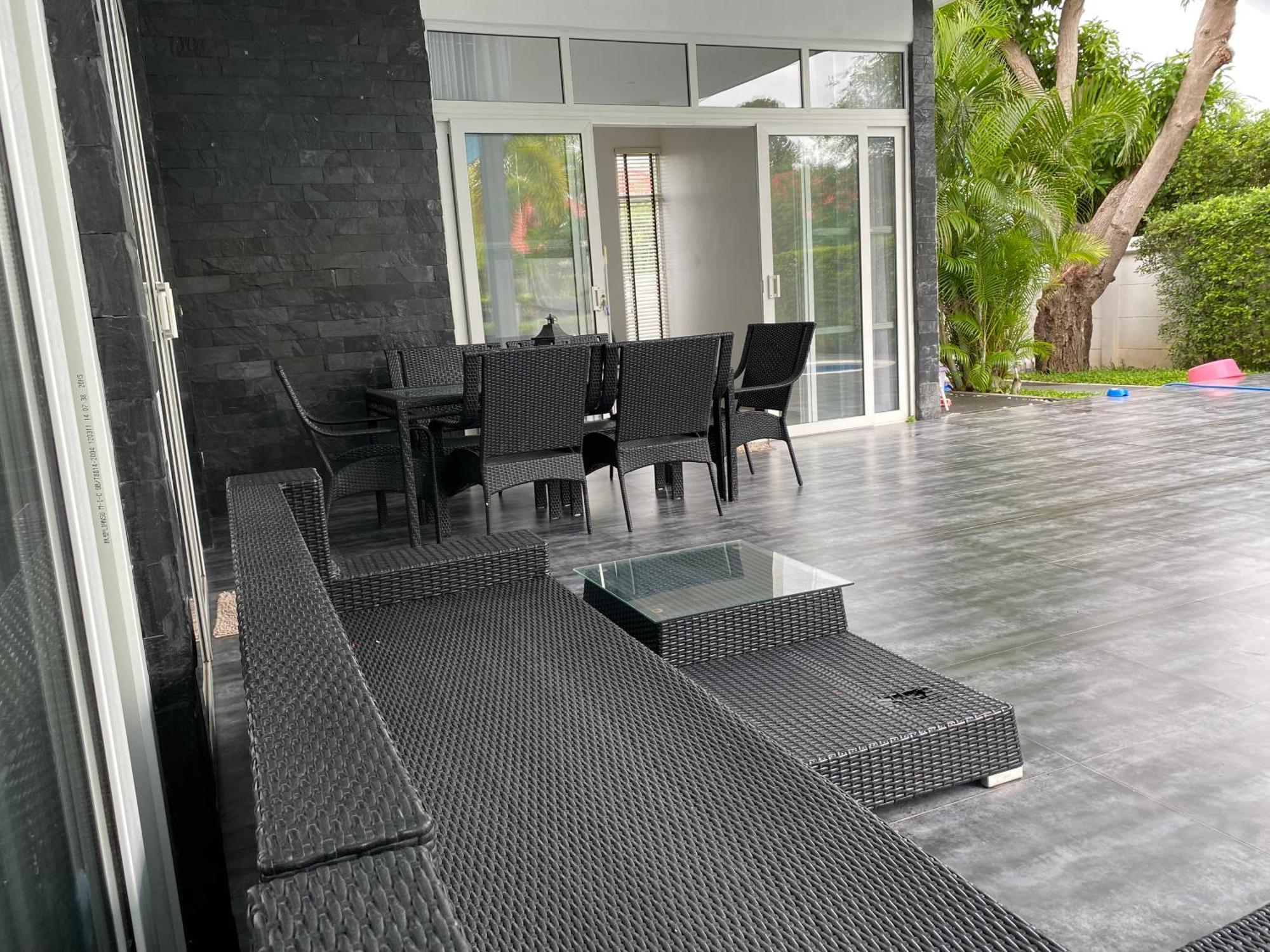 Pool Nong Kae Near Bluport Just 4 Mins Drive 3 Bed And Ensuite Bathroom Less Than 10 Mins Drive To The And Takiab *