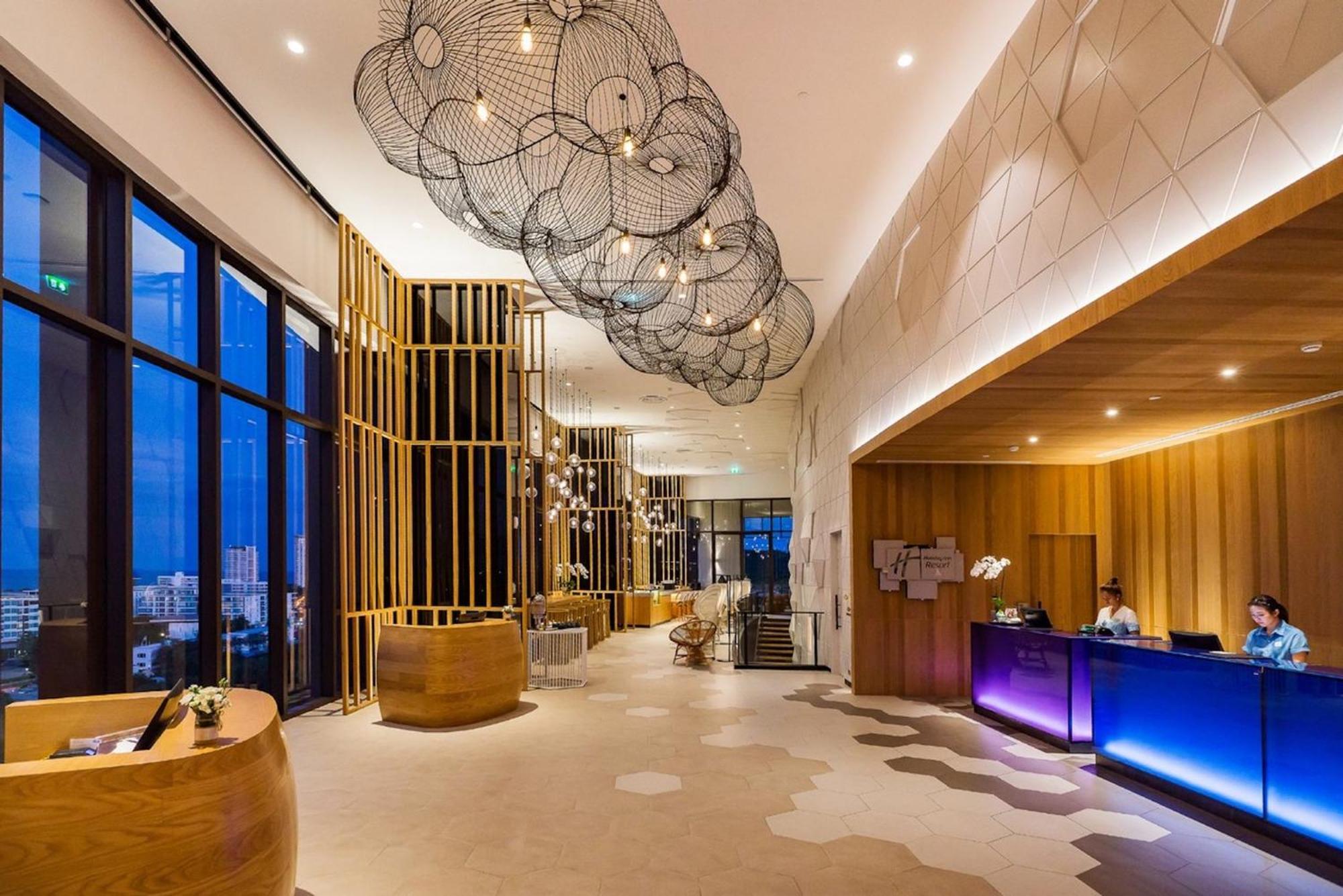 Vana Nava Hua Hin, An Ihg