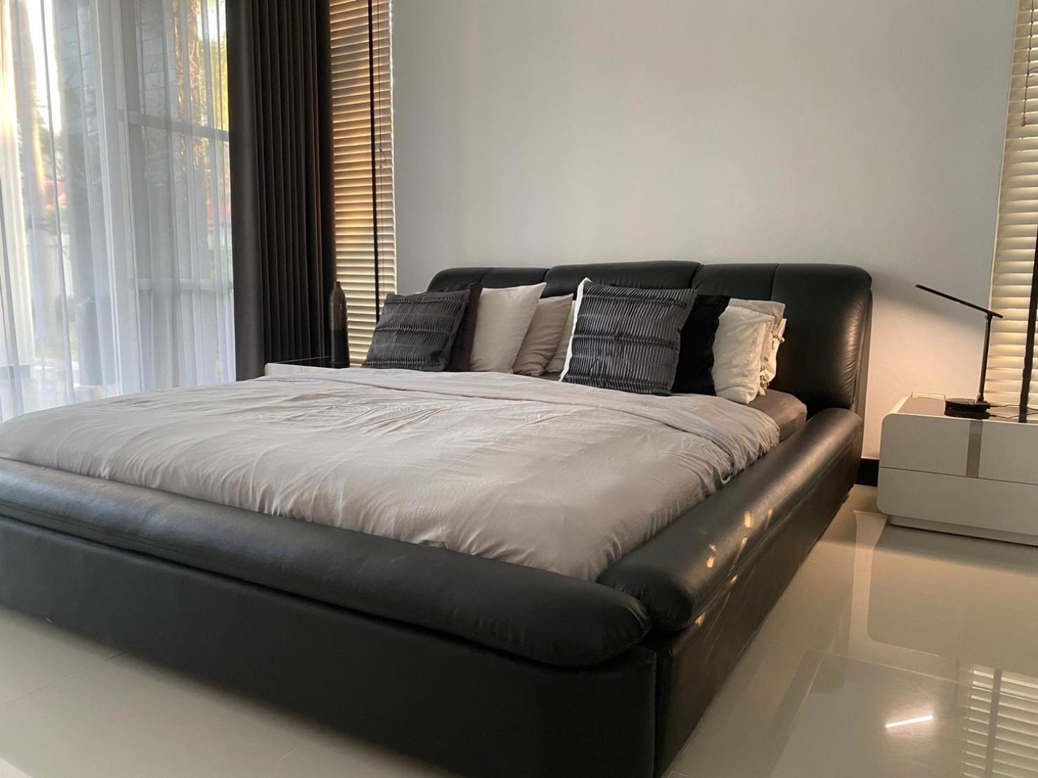 Pool Nong Kae Near Bluport Just 4 Mins Drive 3 Bed And Ensuite Bathroom Less Than 10 Mins Drive To The And Takiab Hua Hin
