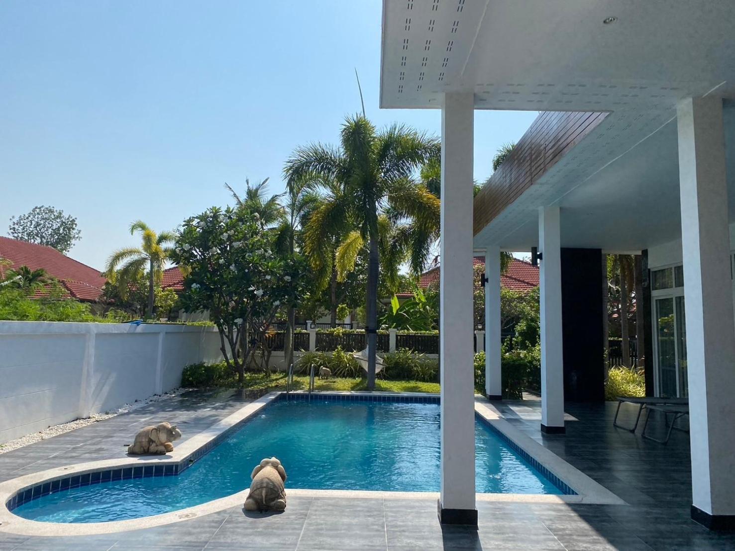 Pousada Pool Nong Kae Near Bluport Just 4 Mins Drive 3 Bed And Ensuite Bathroom Less Than 10 Mins Drive To The And Takiab