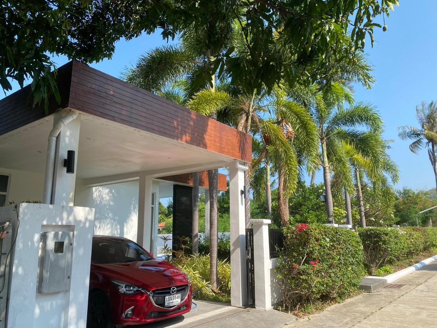 Pool Nong Kae Near Bluport Just 4 Mins Drive 3 Bed And Ensuite Bathroom Less Than 10 Mins Drive To The And Takiab Pousada