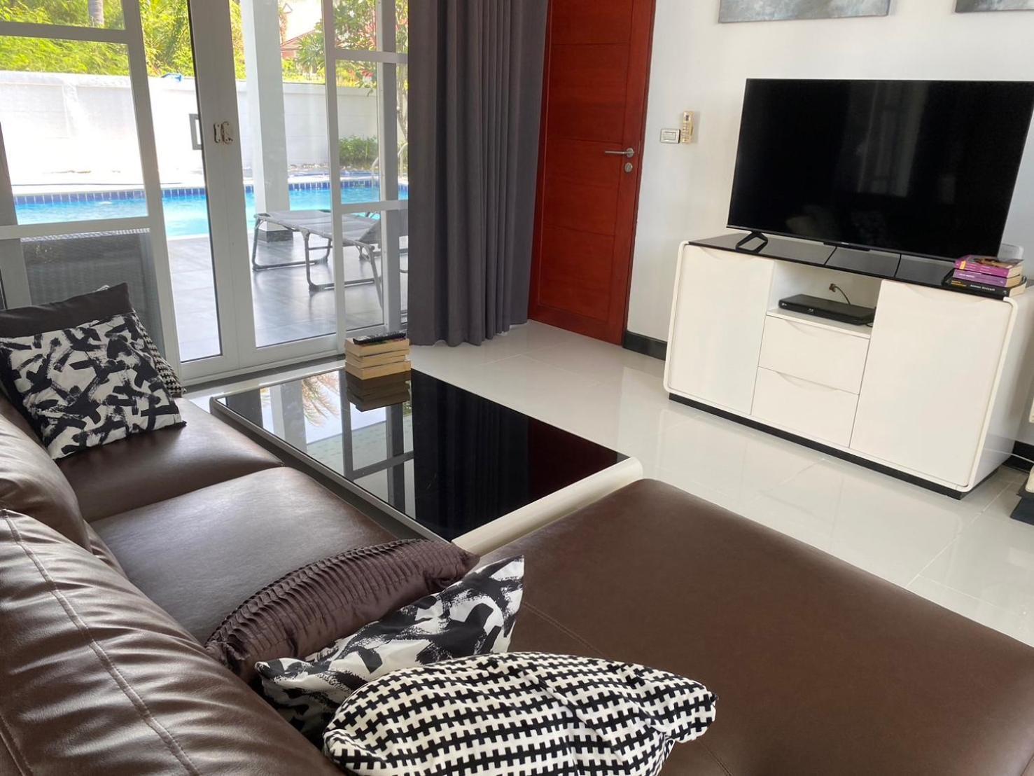 Pool Nong Kae Near Bluport Just 4 Mins Drive 3 Bed And Ensuite Bathroom Less Than 10 Mins Drive To The And Takiab