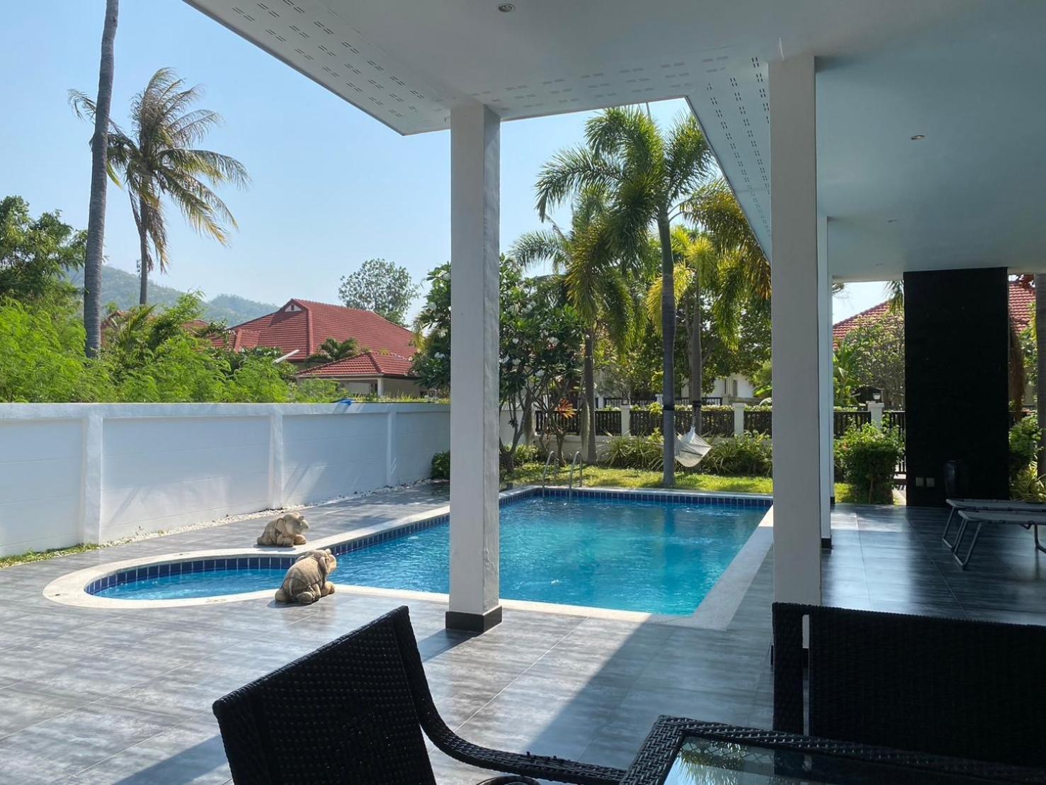 Pool Nong Kae Near Bluport Just 4 Mins Drive 3 Bed And Ensuite Bathroom Less Than 10 Mins Drive To The And Takiab Pousada Hua Hin