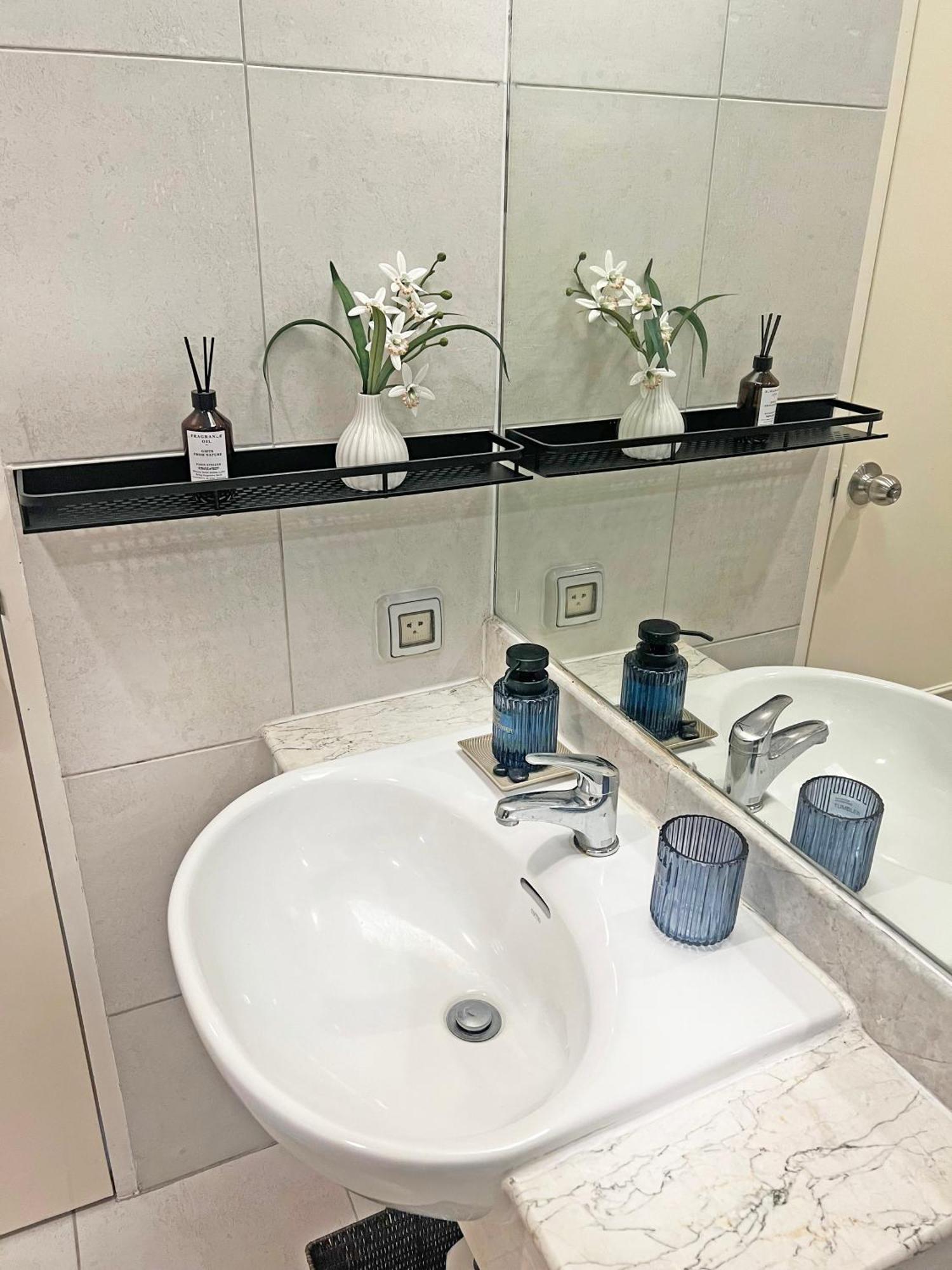 2br Beachfront In Huahin, Baan Saen Ploen Apartment *