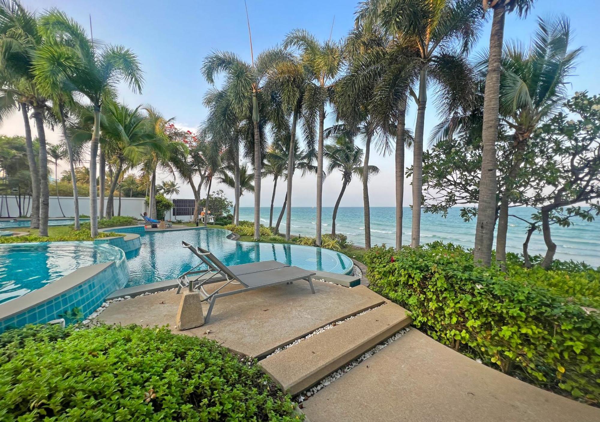 Apartment 2br Beachfront In Huahin, Baan Saen Ploen