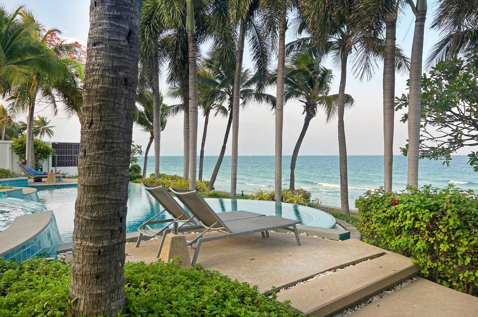 Apartment 2br Beachfront In Huahin, Baan Saen Ploen