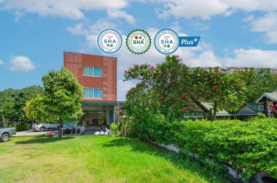 Hotel Baan Poemsuk