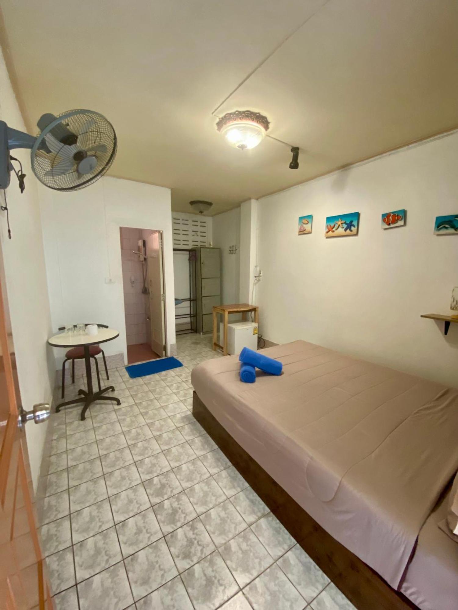 Casa de hóspedes Plaza 3*