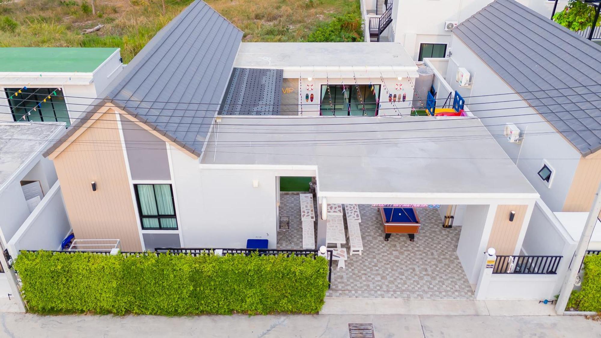 นาวาพูลวิลล่าหัวหิน Vip Apartment